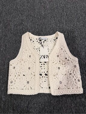 Zara Cream Crochet Floral Vest